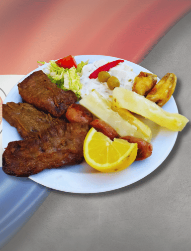 Plato de comida paraguaya Villaverde